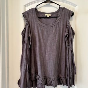 Boutique Cold Shoulder top